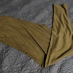 TC Lularoe Olive Leggings